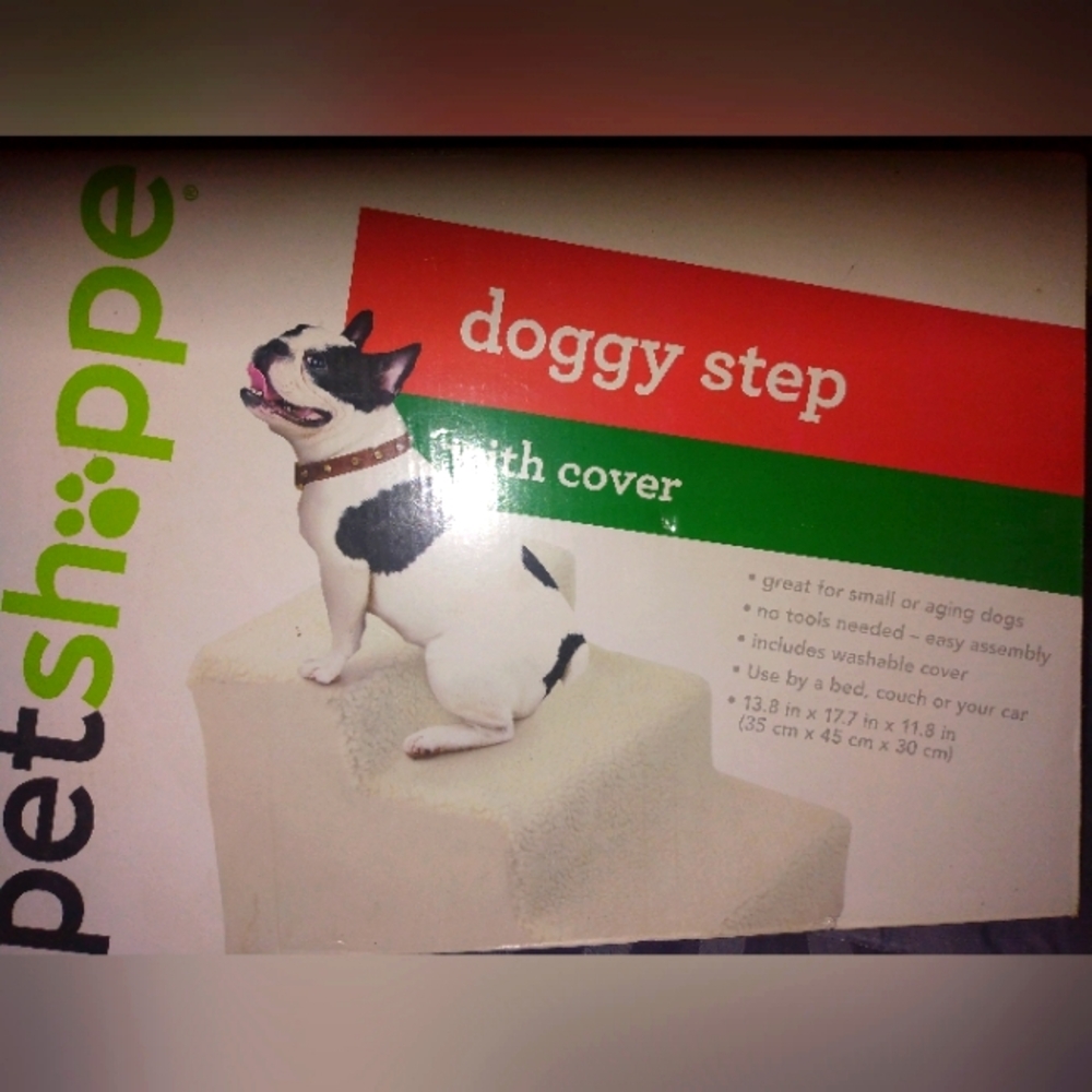 Pet Shoppe Doggy Step w/ Cover